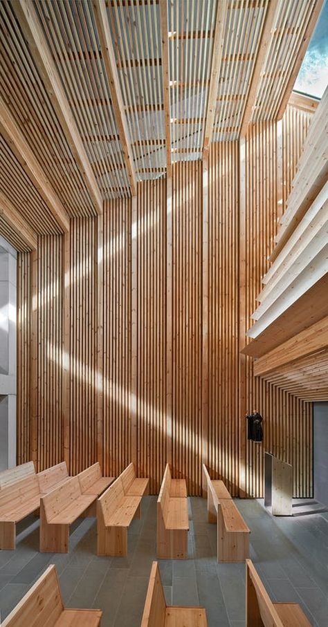 Chapel Designs Architecture, Sacred Architecture Spaces, Modern Monastery Architecture, Sacred Space Architecture, Modern Wood Architecture, Modern Chapel Design, Chapel Design Architecture, Chapel Interior Design, Art Gallery Entrance