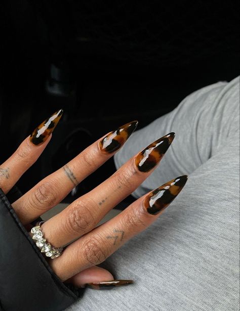 Long Nails Almond, Nails Almond, Dark Nails, Almond Nails, Long Nails, Stylish Nails, Pretty Nails, Nail Inspo, Acrylic Nails