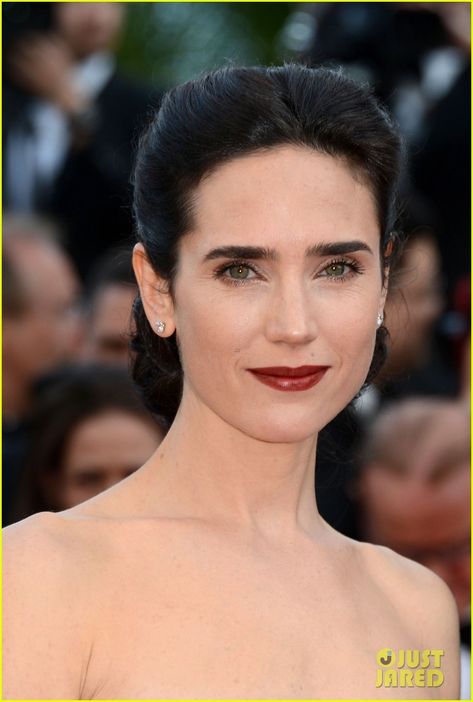 jennifer connelly images - Google Search Nastassja Kinski, Strong Features, Perfect Eyebrows, Jennifer Connelly, Dark Lips, Ageless Beauty, Jessica Chastain, Hazel Eyes, Beautiful Lips