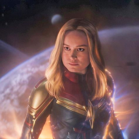 Captain Marvel Carol Danvers, Avengers Characters, Carol Danvers, Marvel Venom, Scarlet Witch Marvel, Nfl Games, Matt Damon, Brie Larson, Marvel Films