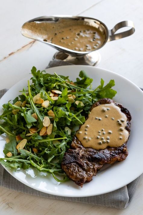 Gordon Ramsa Peppercorn Sauce Peppercorn Sauce Recipe, Brandy Cream Sauce, Creamy Peppercorn Sauce, Sauce Au Poivre, Gordon Ramsay Recipe, Green Peppercorn, Peppercorn Sauce, Tender Steak, Pan Seared Chicken