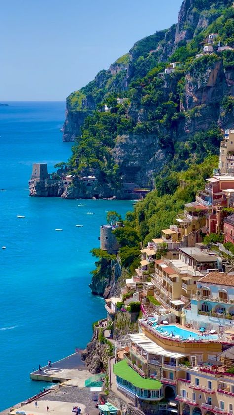 Pics Of Italy, Italy Positano, Italy Nature, Dream Dream, Europe Aesthetic, Beautiful Ocean Pictures, Living In Italy, Dream Vacations Destinations, Positano Italy