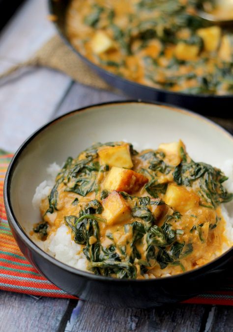 Saag Paneer | Joanne Eats Well With Others Fried Paneer, Creamy Spinach Sauce, Spinach Sauce, Saag Paneer, Paneer Cheese, Coconut Ginger, Lime Rice, Basil Chicken, Paneer Recipes