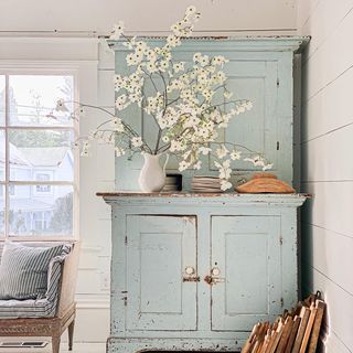 I’m hoping dogwoods will be in bloom for our shop opening on April 6th. Our studio is located in Amador City, California. The dogwoods are… Casa Country, Vintage Appliances, Dreamy Whites, Barn Lighting, French Farmhouse, Cool Ideas, Farmhouse Style House, French Country Decorating, Vintage Chairs