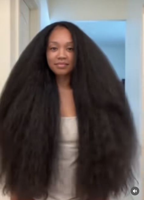 Very Long 4c Natural Hair, Long African Hair Natural, Thigh Length Natural Hair, Very Long Black Hair, Thick Hair Black Women, Natural Long Hair Black Women, 4c Long Hair, 4c Long Natural Hair, Long Natural Hair Black Women