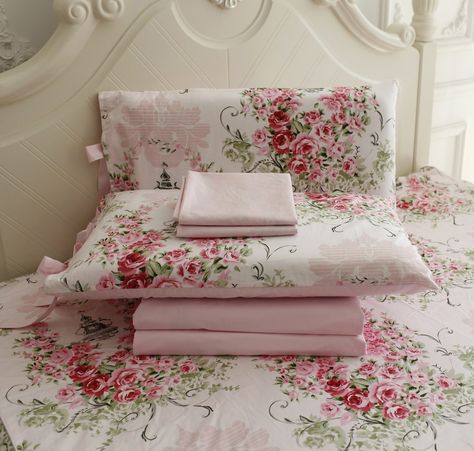 Amazon.com: FADFAY Rose Floral 4 Piece Bed Sheet Set 100% Cotton Deep Pocket-King: Home & Kitchen Romantic Bedding, Floral Print Bedding, Floral Bedding Sets, Queen Size Sheets, Bed Linen Design, Chic Bedding, Full Bedding Sets, Shabby Chic Bedding, Farmhouse Bedding