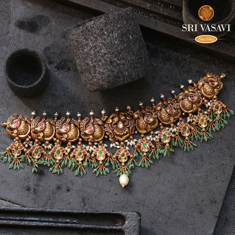 Buy Gold Choker Necklace Online | Gold Choker Necklace Designs Gold Antique Choker Necklace, Antique Choker Designs Simple, Small Choker Necklace Indian, Nakshi Choker Designs, Mini Choker Gold Indian, Light Weight Gold Choker Set, Antique Choker Designs, Nakshi Necklace Designs, Latest Choker Necklace Designs