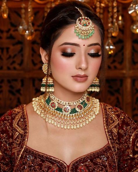 Indian Bridal Makeup Wedding, Indian Bride Eye Makeup, Bridal Makeup Images Indian, Bride Look Indian, Bride Makeup Indian, Bridal Looks Indian Brides, Celebrity Bridal Makeup, Shadi Preparation, Bride Eye Makeup