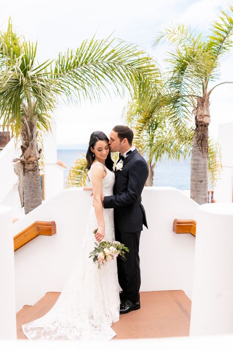 Catalina Island Wedding, Catalina Island Elopement, Day Trip To Catalina Island, Catalina Island Honeymoon, Catalina Island Photography, Catalina Island Weekend, Descanso Beach Club, Bridal Party Getting Ready, Romantic Curls