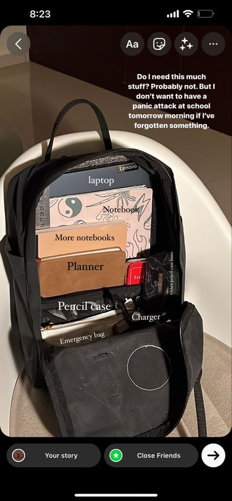 School Backpack Organization Inside, How To Pack A North Face Backpack, Whats In My Bag High School, Whats In Mu School Bag, Zipper Binder For School, Writers Bag Essentials, Uni Backpack Essentials, What’s In My Schoolbag, What’s In My Backpack Aesthetic