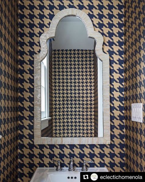 Check out Eykons Source One Exclusive Wallcovering  Herrington is a contemporary take on the classic houndstooth pattern and features a tight textile twill embossing. . #Repost @eclectichomenola  #wallpaperwednesday . Be bold and add pattern/whimsy to any accent wall or an entire space just as shown in these adorable powder rooms! Dont be afraid of pattern and color! Happiness never goes out of style #wallcoverings #portfolio #interiors #photography #powderooms #bathroomsofinstagram #patternplay #colorsplash #interiordesign #designers #neworleans #vintage #dealer #eclectic #portfolio #houndstooth #palmleaves #stone Bold Powder Room, Houndstooth Wallpaper, Eclectic Transitional, Wallpaper Gold, Vignette Design, Interiors Photography, Classical Interior, Dream Patio, Renovation Inspiration