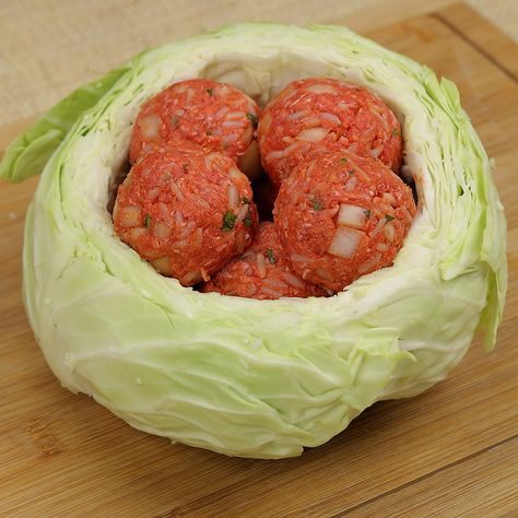 Meatballs And Cabbage Recipe, Cooked Cabbage Recipes, Easy Cabbage Recipes, Cabbage Casserole Recipes, Cabbage Recipe, Cabbage Casserole, Cooked Cabbage, Crock Pot Recipes, Beef Casserole Recipes