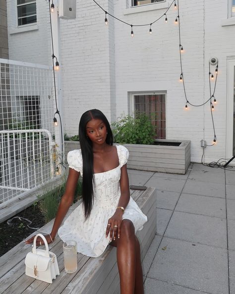 Marguerite Mendy | Thank you @proctergamble @msl_canada for inviting me 🤍 Dress @babyboofashion Bag and shoes @callitspring . . . . #montrealinfluencers… | Instagram Maya Mills, Black Feminine Outfit, Feminine Black Women, Bag And Shoes, Diy Summer Clothes, Earthy Outfits, Effortlessly Chic Outfits, Black Femininity, Brunch Outfit