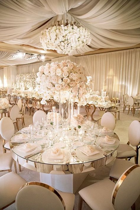 Gold Wedding Reception, Wedding Hall Decorations, Enchanted Florist, Wedding Reception Ideas, Idea Wedding, Elegant Wedding Reception, Pink And Gold Wedding, The Golden Girls, Tall Centerpieces