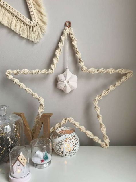 Joululahjat Diy, Decor Natal, Macrame Inspiration, Decorating Easter Baskets, Bohemian Christmas, Easy Wreaths, Makramee Diy, Macrame Christmas, Christmas Stars