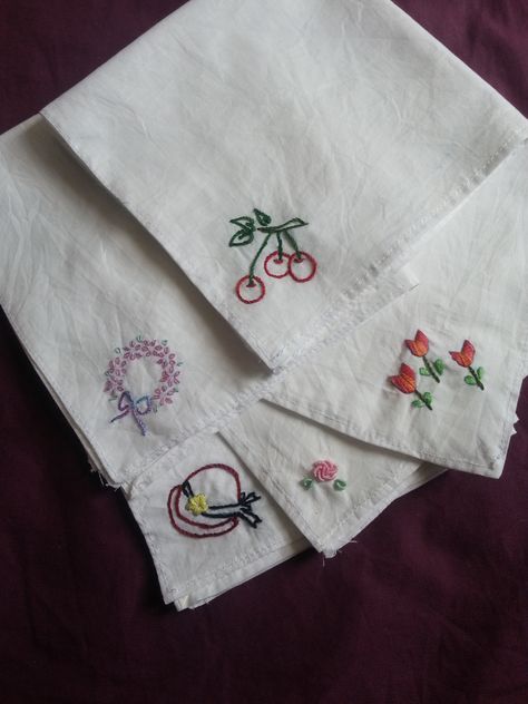 hand kerchiefs Kerchief Embroidery Designs, Embroidery Kerchief, Embroidery Designs Letters, Hand Kerchief, Quick Embroidery, Handkerchief Embroidery, Embroidery Napkins, Clothes Embroidery, Simple Flower Design