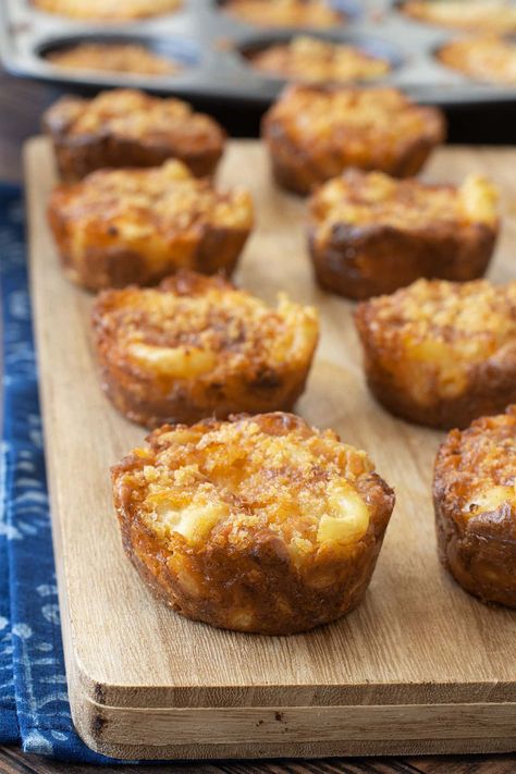 You are going to love Easy Macaroni and Cheese Cups that make this comfort food favorite into a delicious snack or side dish. #macncheese #macaroniandcheese #muffintin #appetizer #snackfood via @thecookful Leftover Mac And Cheese, Macaroni And Cheese Cups, One Topic At A Time, Cheesy Recipes Easy, Easy Macaroni And Cheese, Mac N Cheese Bites, Mac And Cheese Cups, Cheese Cups, Easy Macaroni