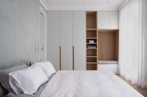 Wardrobe With Open Shelf, Scandinavian Wardrobe, Floor To Ceiling Wardrobes, Open Shelving Units, Bedroom Traditional, Design Boards, Scandinavian Bedroom, Loft Room, Contemporary Fireplace