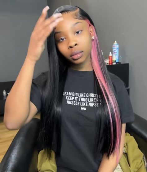 Black Wig With Pink Peekaboo, Peekaboo Frontal Wig, Pink And Black Sew In Weave, Pink Highlight Sew In, Color Leave Out Sew In, Black Wig With Pink Highlights Side Part, Cute Sew Ins With Color, Peekaboo Half Up Half Down, Wig Install With Color