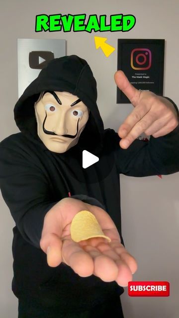 The Mask | Official Page on Instagram: "This Magic Trick Revealed is Amazing 😉 #magic #trick" Fun Easy Magic Tricks, Simple Magic Tricks For Kids, Easy Magic Tricks For Kids, Funny Magic Tricks, Magic Tricks Tutorial With Cards, How To Do Magic Tricks With Cards, Wanna See A Magic Trick, Cool Tricks, Magic Eye Pictures