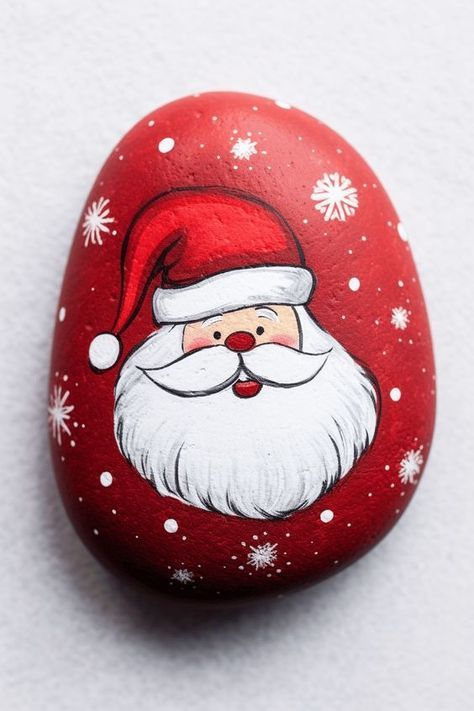 Santa Claus Rock Painting, Christmas Gnome Rock Painting Ideas, Xmas Stone Painting, Winter Stone Painting, Stone Painting Christmas Pebble Art, Christmas Pebble Painting, Painted Rocks For Christmas, Xmas Rock Painting, Santa Rock Painting