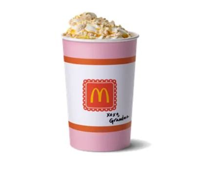 How to make McDonald's 'Grandma McFlurry': At-home recipe Butterscotch Syrup, Chicken Honey, English Toffee, Caramel Syrup, Toffee Bits, Big Mac, Looks Yummy, Non Alcoholic Drinks, Home Recipes