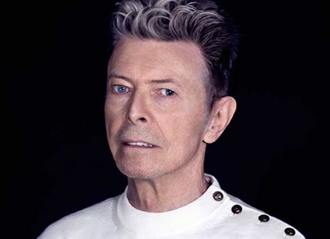 David Bowie once refused to appear on 'Doctor Who' David Bowie Old, Bowie Blackstar, Ronnie Spector, Popular Bands, Major Tom, Ziggy Stardust, Tina Turner, Old Age, David Bowie