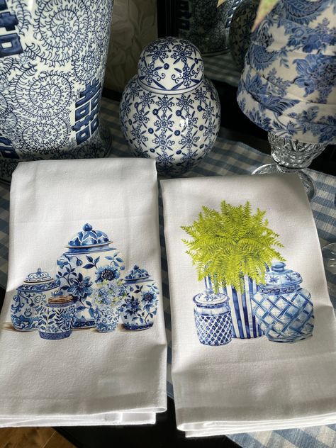 Chinoiserie Jars with Blue Hydrangeas Kitchen Towel – The Permanent Garden Chinoiserie Chic Kitchen, White Bookshelf Decor, Blue Willow Kitchen, Chinoiserie Curtains, Chinoiserie Kitchen, Navy Blue Rooms, White Bookshelf, Blue White Kitchens, Whimsical Kitchen