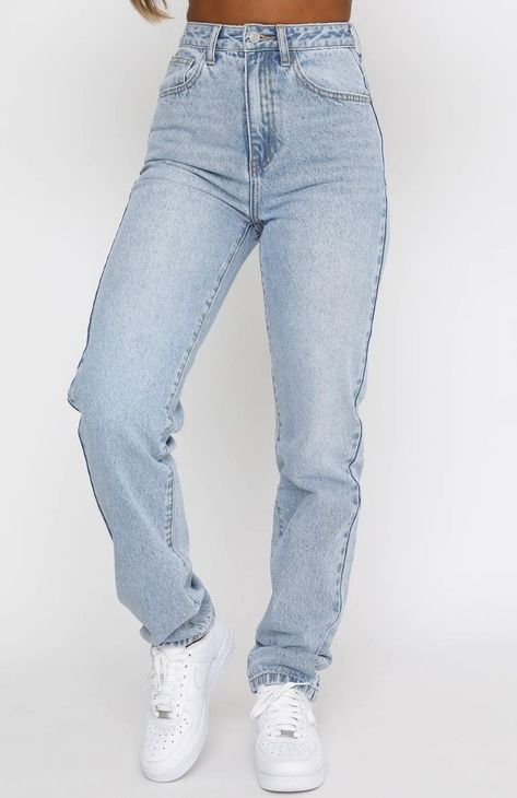 Straight Leg Jeans Outfits, Light Blue Jeans, Cute Jeans, Straight Leg Denim, White Fox, Relaxed Fit Jeans, Light Wash Jeans, Girls Jeans, Pocket Design