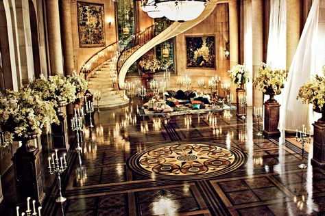 The Lavish Sets for Filmmaker Baz Luhrmann's The Great Gatsby Photos | Architectural Digest Gatsby House, Gatsby Movie, Arte Art Deco, Great Gatsby Art, Jay Gatsby, Gatsby Art, Baz Luhrmann, Grand Ballroom, Art Deco Interior Design