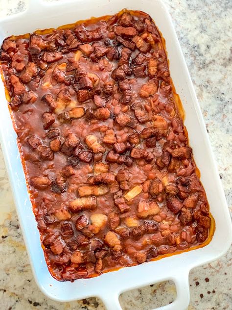 Pork And Beans Recipe, Pork And Beans, Pork N Beans, Baked Bean Recipes, Veggie Side Dishes, Southern Cooking, Baked Beans, Sweet Onion, Bean Recipes