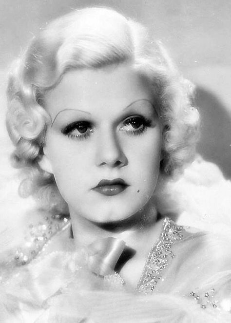 Jean Harlow "Dinner at Eight" (1933). 1930s Hair, Jean Jean, Hollywood Pictures, Honey Shop, Louise Brooks, Retro Beauty, Jean Harlow, Roaring 20's, Hollywood Movie