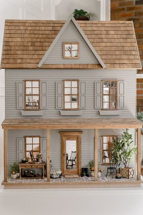 Dollhouse Design, Saltbox Houses, Mini Doll House, Doll House Plans, Doll House Crafts, Dollhouse Projects, Model House, Ideas Minecraft, Willow Creek