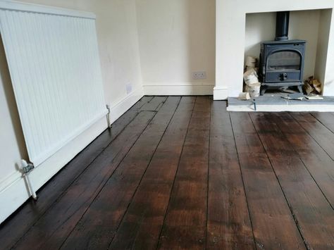 Varnished Floorboards, Victorian Terraced House, Floor Boards, Stairs Ideas, Dark Floors, Terraced House, House Renovation, Country Road, Vintage Modern