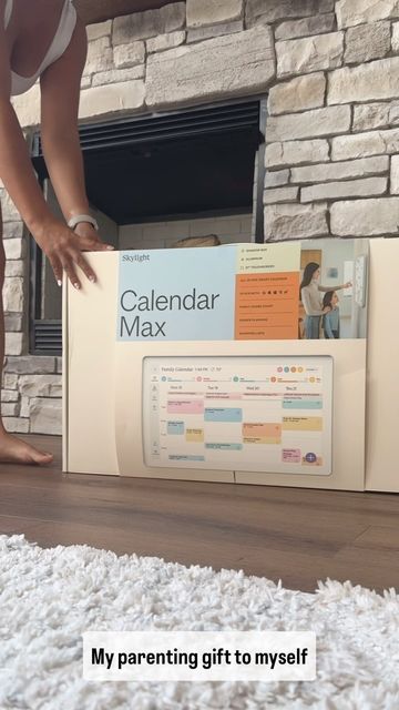 Cassandra Lynn on Instagram: "Organize your family’s busy schedule effortlessly with the Skylight Calendar Max! 📅 With its extra-large display and all the powerful features of the Calendar Plus, like weather updates, to-do lists, and even meal planning, staying on top of everything just got a whole lot easier. #FamilyOrganizer #SkylightCalendar #StayOrganized" Skylight Calendar, Framed Calendar, Weather Update, The Calendar, Family Organizer, Busy Schedule, Parent Gifts, Staying Organized, To Do