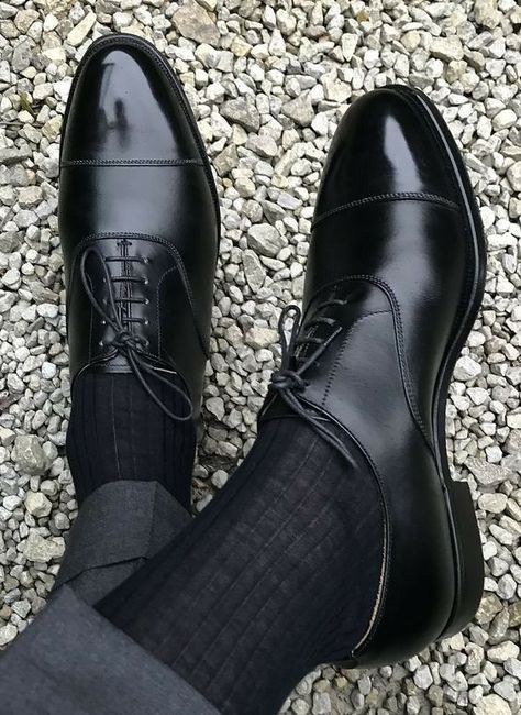 Oxford And Dress Outfit, Oxford Shoes Outfit Men, Best Sandals For Men, Strictly Business, Gents Shoes, Shoes And Socks, Oxford Shoes Outfit, Black Oxford Shoes, Gentleman Shoes