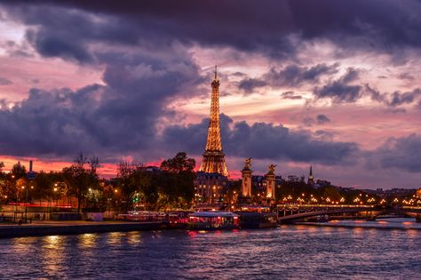 Paris Aesthetic Wallpaper, Paris Background, France Wallpaper, Cityscape Wallpaper, Carnival Decorations, Paris Dream, Paris Tour, Paris Tour Eiffel, Paris Wallpaper