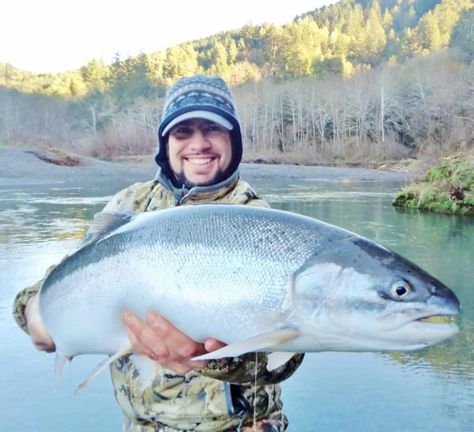 Best Steelhead Fishing in Oregon - Best Fishing in America Oregon Fishing, Blue Winged Olive, Trout Farm, Steelhead Fishing, Steelhead Trout, Winter Fishing, Warm Springs, Brook Trout, Fishing Techniques