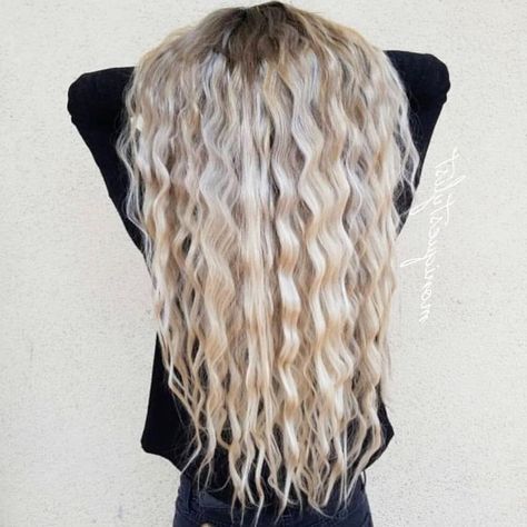 Crimped hair is back for Fall 2019. #FallHairTrends #Fall2019 #crimpedhair #waves #hairtrends  #crimped #hairstyles #crimpinghairstyles #hairstyles #ideas Hair Crimper Styles, Hair Crimper Styles Waves, Crimped Hairstyles, Concert Hairstyles, Hair Crimper, Hair Waver, Curls For Long Hair, Long Face Hairstyles, Face Shape Hairstyles