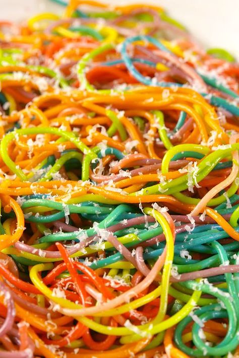 Rainbow Spaghetti Horizontal St Patricks Day Recipes, Rainbow Noodles, Fruity Pebble Cheesecake, Rainbow Pie, Rainbow Spaghetti, Vegetarian Gourmet, Rainbow Recipes, St Patrick's Day Recipes, Rainbow Pasta