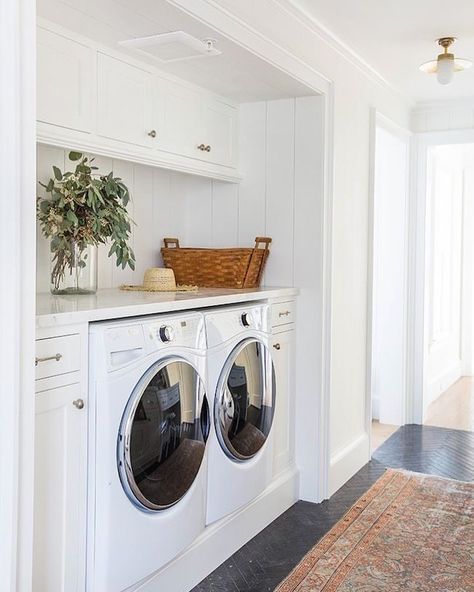 White Laundry Room, Laundry Room/mud Room, Room Storage Diy, Basement Laundry Room, Dream Laundry Room, Basement Laundry, Modern Basement, White Laundry, Modern Laundry Rooms