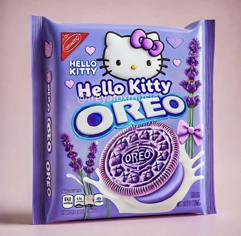 Sanrio Cookies, Hello Kitty Cookies, Oreo Cake, Cookie Designs, Book Design, Oreo, Cookie Recipes, Sugar Cookie, Hello Kitty