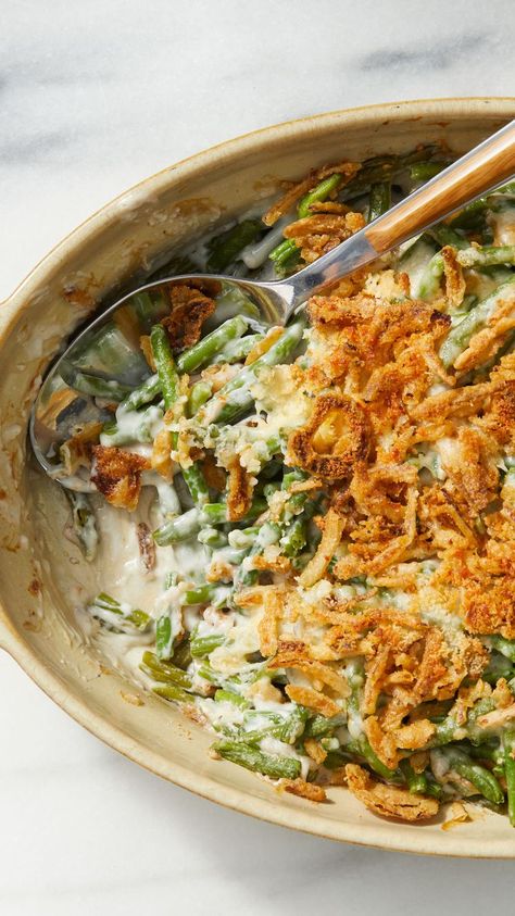 Classic Green Bean Casserole Crockpot Green Bean Casserole, Cheesy Green Beans, Crockpot Green Beans, Green Bean Casserole Crock Pot, Creamy Green Beans, Christmas Casserole, Best Green Bean Casserole, Slow Cooker Green Beans, Homemade Green Bean Casserole