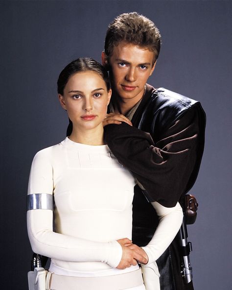 Padme Costume, Bella Y Edward, Star Wars Couples, Stars D'hollywood, Star Wars Padme, Star Wars Cast, Anakin And Padme, Geri Halliwell, Star Wars Anakin