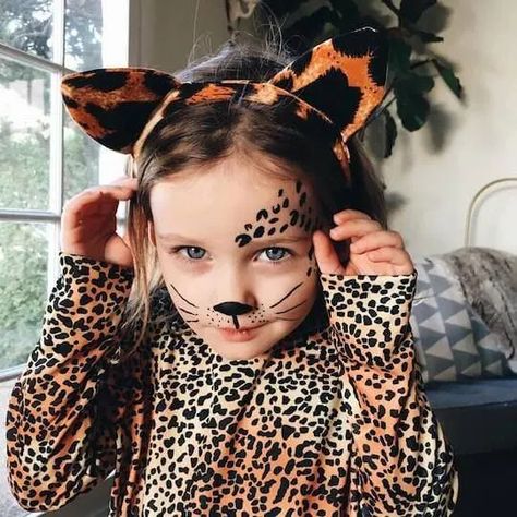 Cheetah Face Paint, Leopard Face Paint, Leopard Makeup Halloween, Happy Halloween Eve, Cat Face Makeup, Halloween Makeup For Kids, Cat Halloween Makeup, Leopard Makeup, Cheetah Face