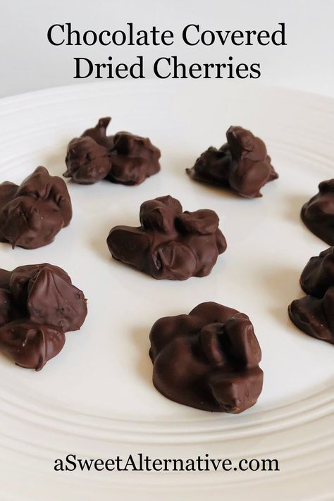 These chocolate covered dried cherries are a delicious addition to any dessert table. They also make great homemade gifts! Chocolate Covered Dried Cherries, Recipes With Dried Cherries, Dried Cherries Recipes, Cherry Recipes Gluten Free, Recipe Using Dried Cherries, Dried Cherry Recipes, Tart Cherries Recipes, Sour Cherry Recipes, Cherry Recipes Dessert