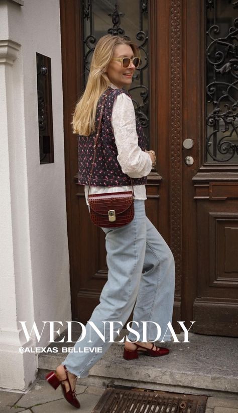 Paula Babies Sezane Outfit, Sezane Outfit Ideas, Sezane Aesthetic, Blouse With Jeans Outfit, Denim Blouse Outfit, Paula Babies, Denim Blouse Outfits, Italy Spring Outfits, Sezane Style