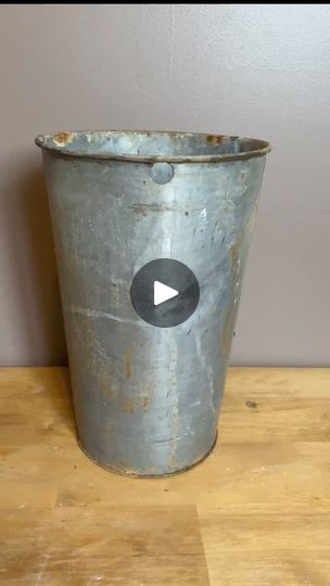 Metal Bucket Decor Ideas, Metal Tin Bucket Ideas, Bucket Decor Ideas, Metal Bucket Decor, Bucket Crafts, Bucket Decor, Craft Hacks, Tin Bucket, Pot Art