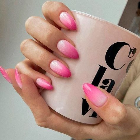 Pink Ombre Chrome Nails, Summer Ombre Nails, Orange Ombre Nails, Pink And White Nails, Stiletto Nails Short, Purple Ombre Nails, Unghie Sfumate, Pink Ombre Nails, Subtle Nails