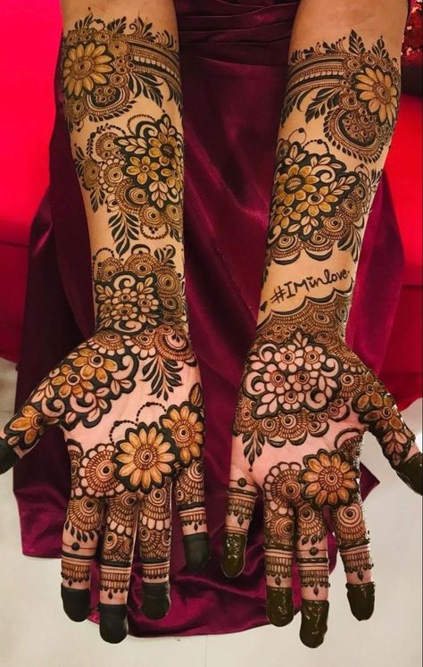 New Mendhi Designs Front Hand, Arbi Mehendi Designs, Arbi Mehndi Design Full Hand, Bridal Mahendiii Design, Mehndiii Design, Arbi Mehandi, Arebian Mehandi Designs, Indo Arabic Mehndi Designs, Indo Arabic Mehendi